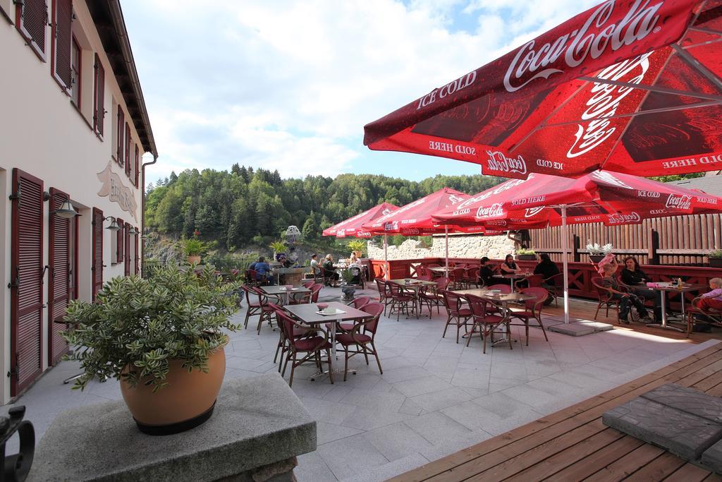 Hradni Basta Hotel Becov nad Teplou Exterior photo
