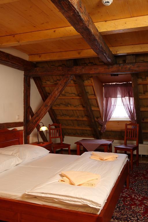 Hradni Basta Hotel Becov nad Teplou Room photo